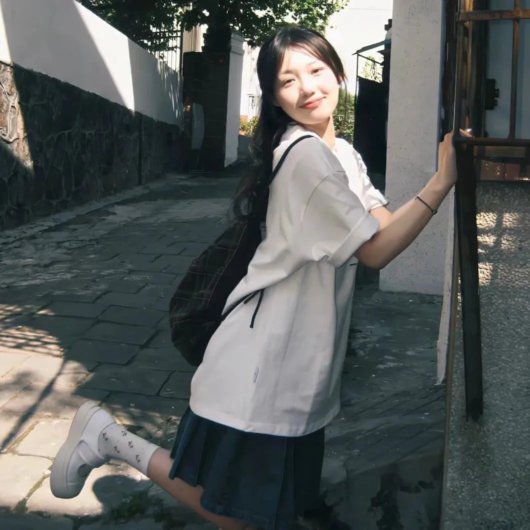 我们家的微幸福生活海报